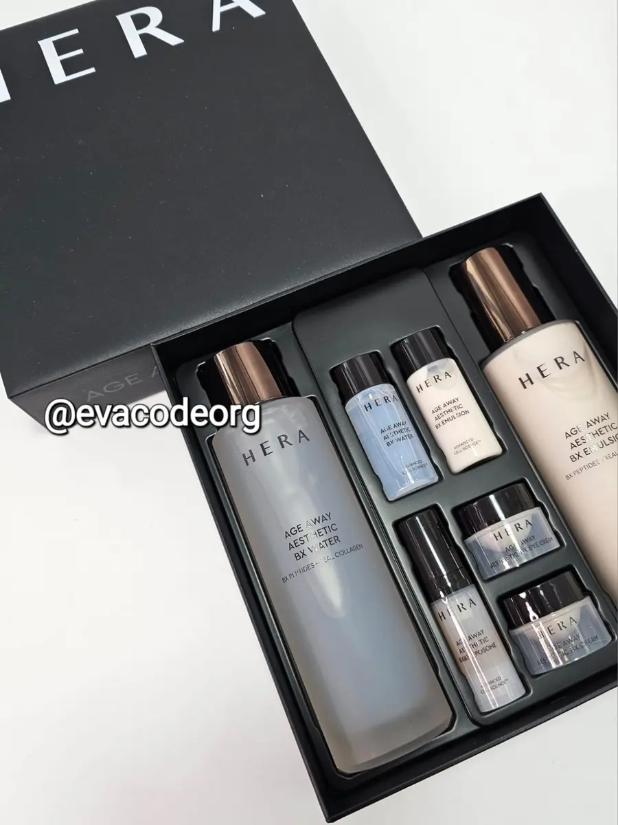 HERA Age Away Aesthetic 2pc Special Set (980 g)
