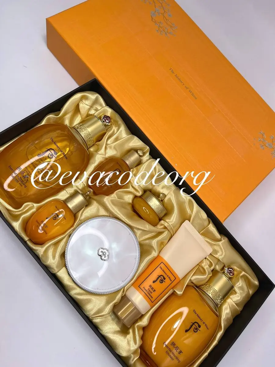 The history of Whoo Gongjinhyang 3pcs Special Set with cushion (1290 g) (Box 6)
