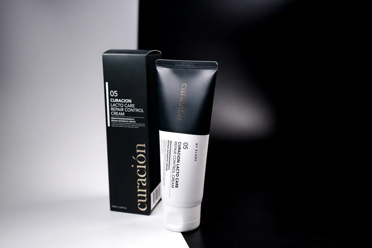 05 CURACION Lacto Care Repair Control Cream (Box 48) (130 g )