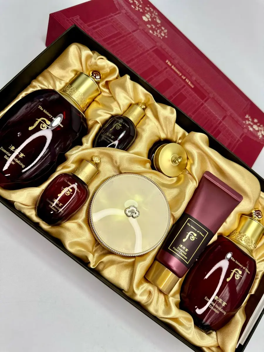 The history of Whoo Jinyulhyang 3pcs Special Set with Cushion (1270 g) (Box 6)