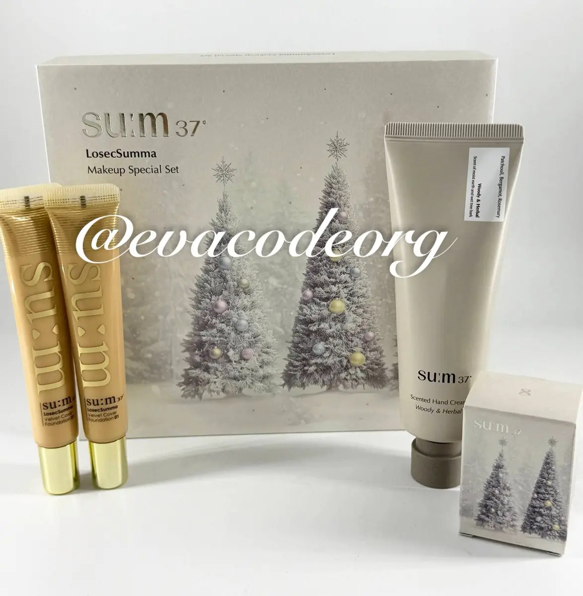SU:M37 LosecSumma Makeup Special Set New Year ver. (BOX 8)  (350 g)