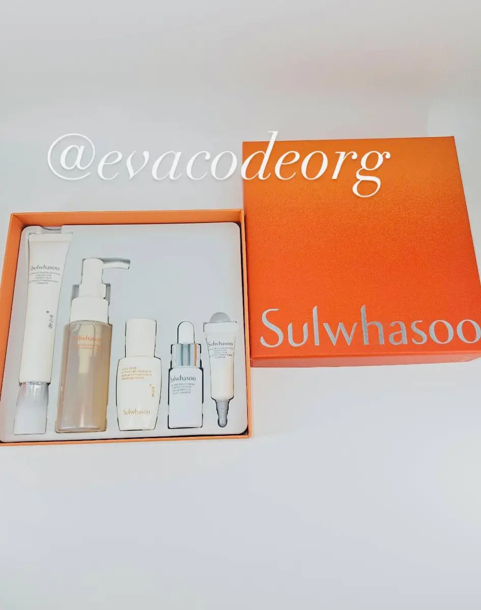 Sulwhasoo Lumiwise Discoloration Corrector Set (310 g)