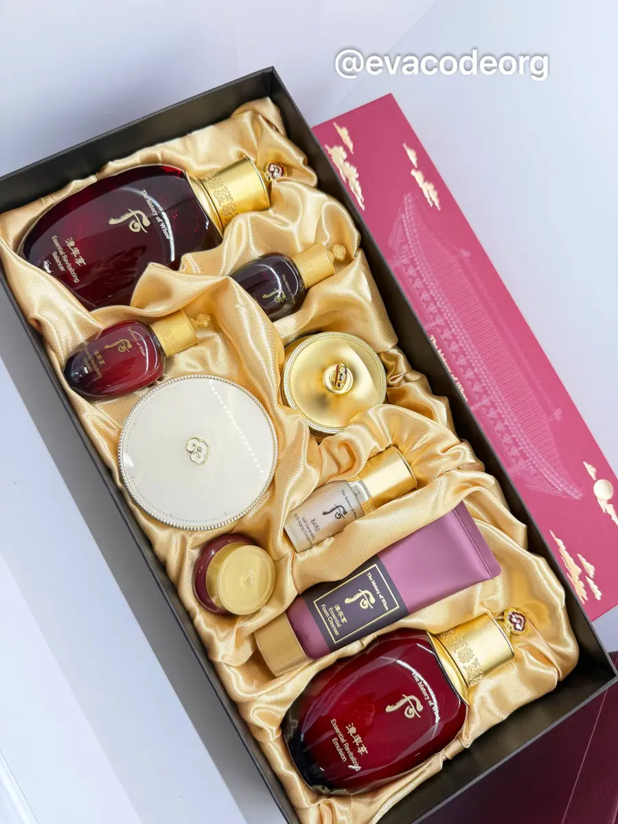 The history of Whoo Jinyulhyang 4pcs Special Set with Cushion (1540 g) (box 3)