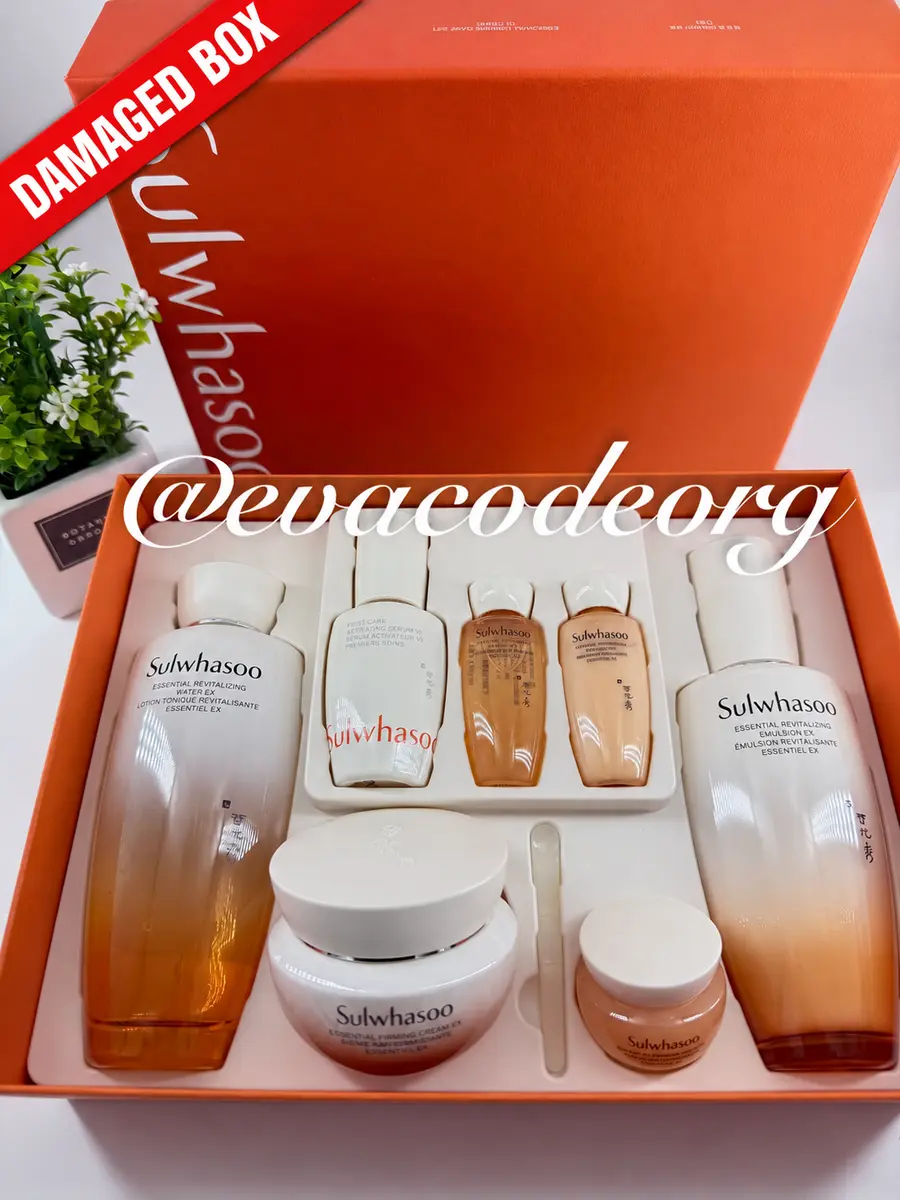 [DAMAGED BOX] SULWHASOO Essential Firming Care Set 3pcs (1190 g)