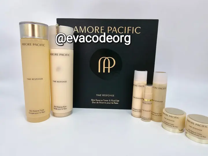 Amore Pacific Time Response Skin Reserve Toner & Fluid Set (930 g)