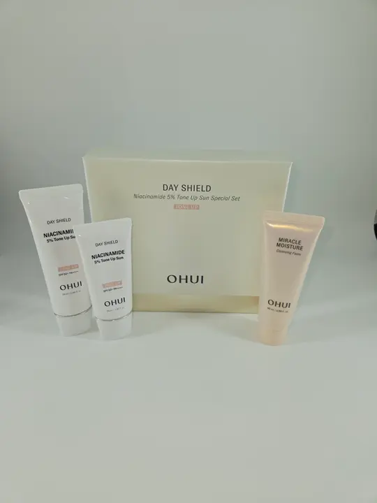 O HUI Day Shield NIACINAMIDE 5% Tone Up Sun Special Set SPF50+/PA++++ (BOX 16) (270 g)