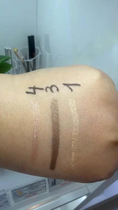 O HUI REAL COLOR stick shadow (Box 9/189) (15 g)