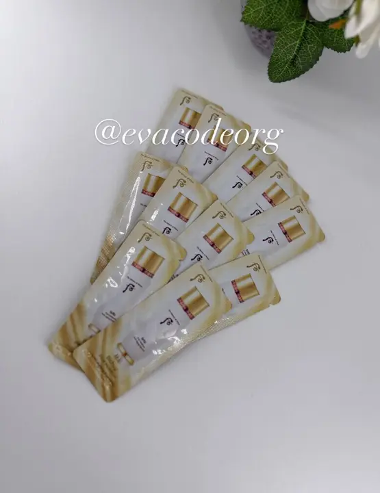 The History of Whoo Bichup First Moisture Anti-Aging Essence 1ml * 120ea (220 g)