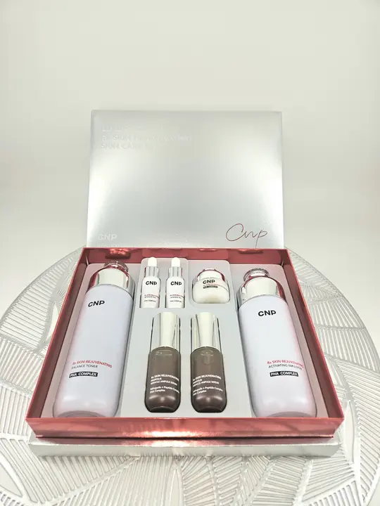 CNP SKIN REJUVENATING SKIN CARE SET (1150 g)