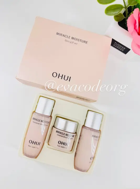 O HUI Miracle Moisture 3pcs Gift Set (BOX 24) (160 g)